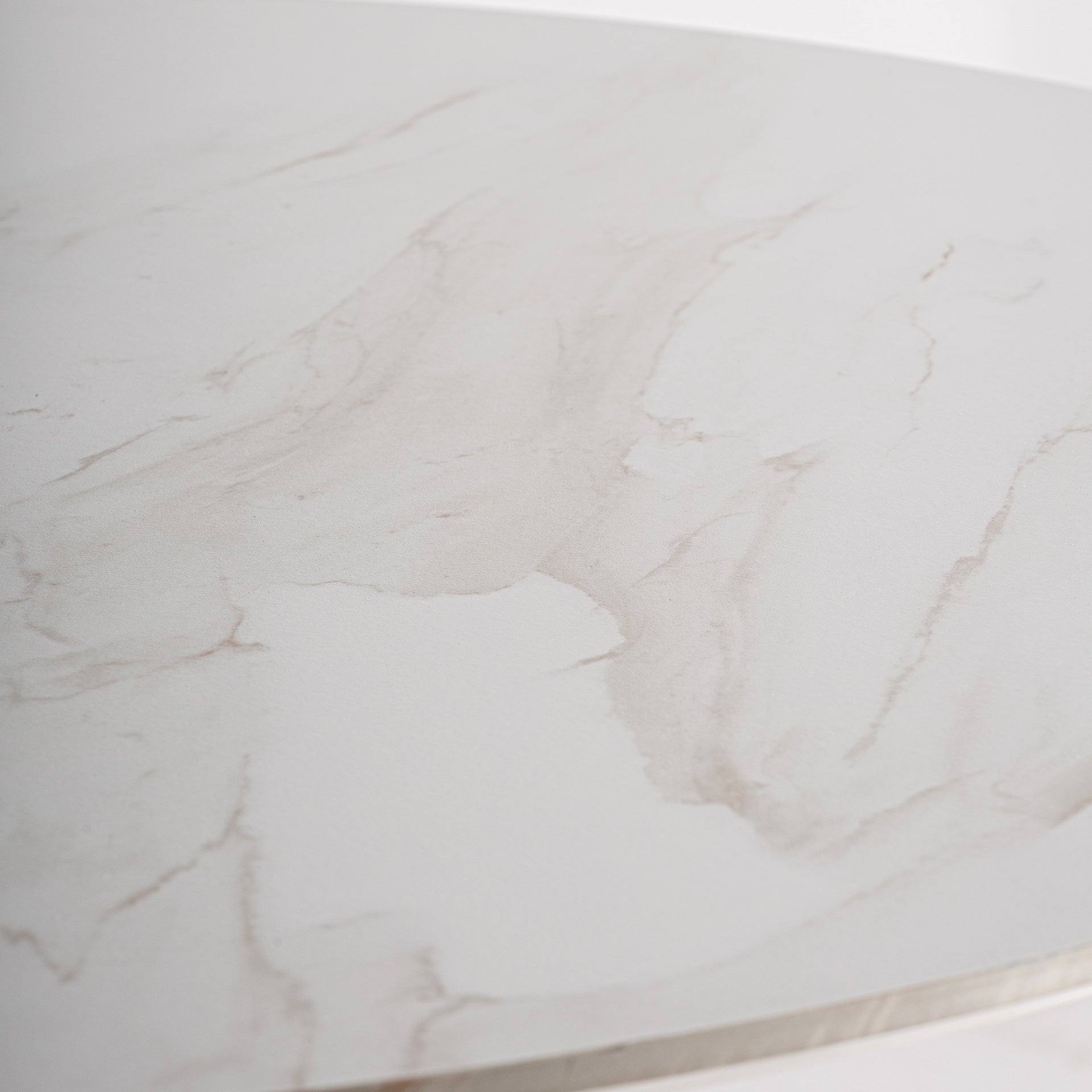 Table de salon carrée en marbre & métal | VICAL Lherm | REMO-HOME, mobilier design et décoration d'intérieur