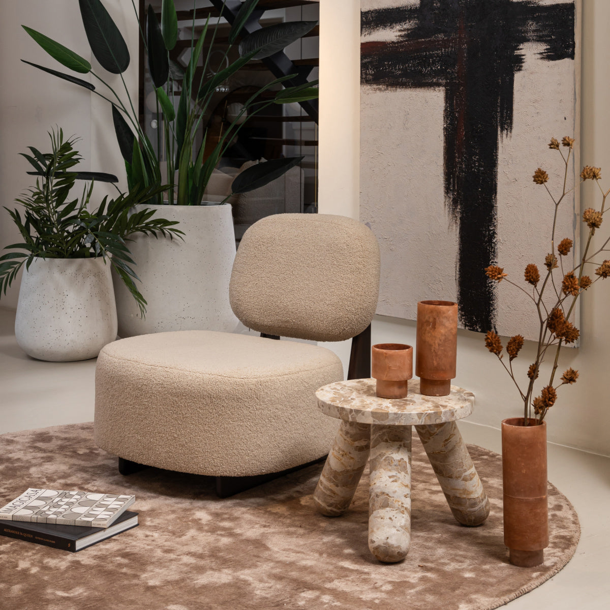 Fauteuil d'appoint en tissu vert | Dôme Deco Tate