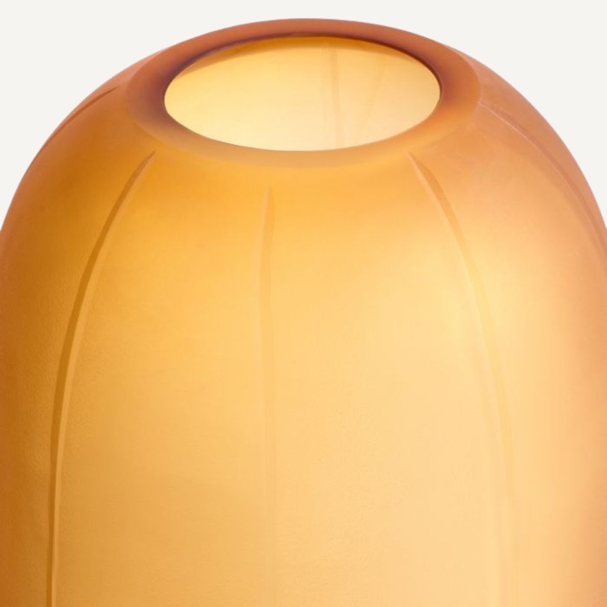 Vase en verre soufflé ambré | Eichholtz Zenna L | REMO-HOME, mobilier et décoration d'intérieur