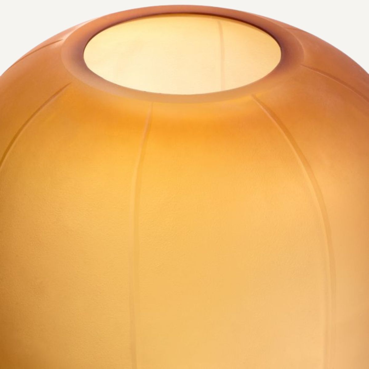 Vase en verre soufflé ambré | Eichholtz Zenna S | REMO-HOME, mobilier et décoration d'intérieur