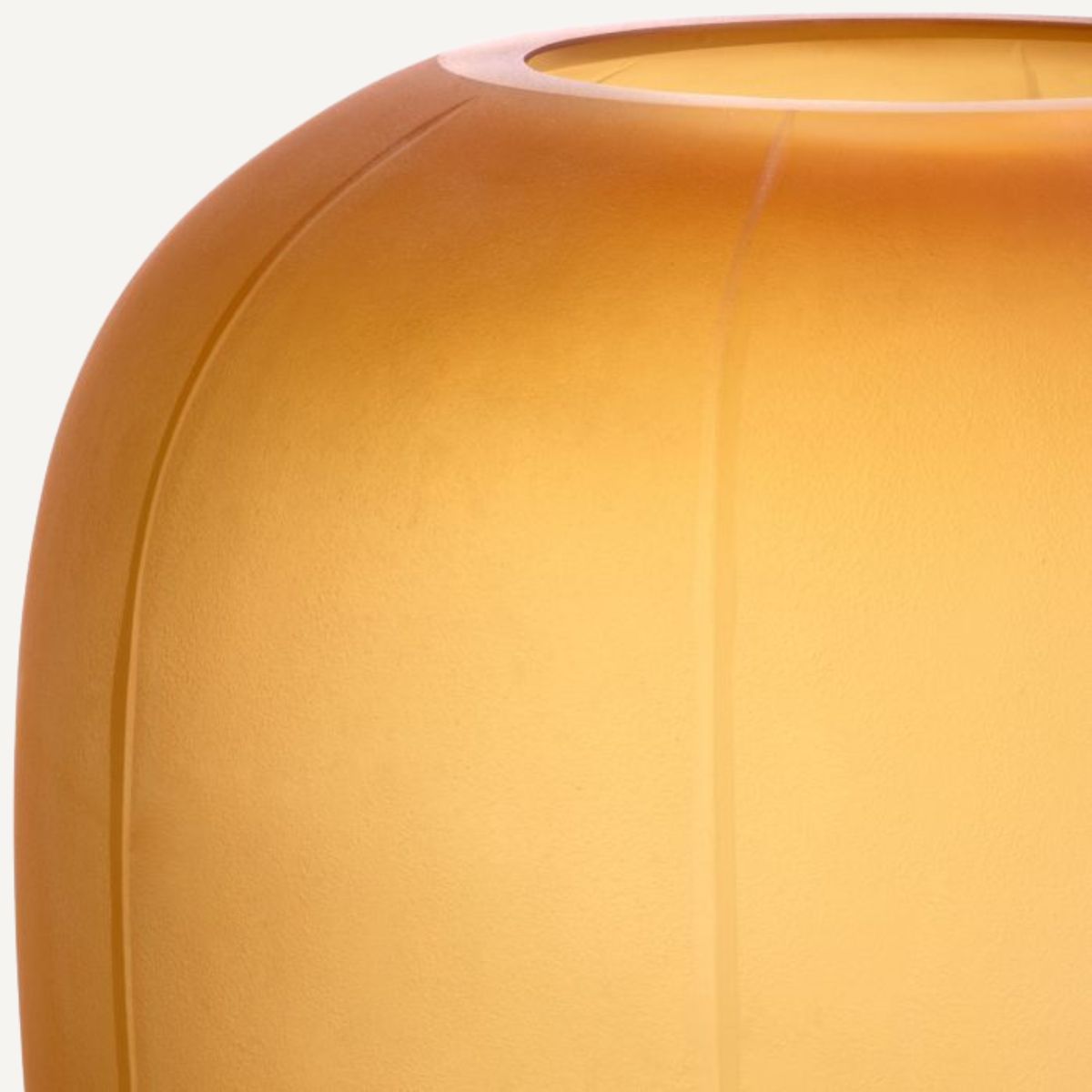 Vase en verre soufflé ambré | Eichholtz Zenna S | REMO-HOME, mobilier et décoration d'intérieur