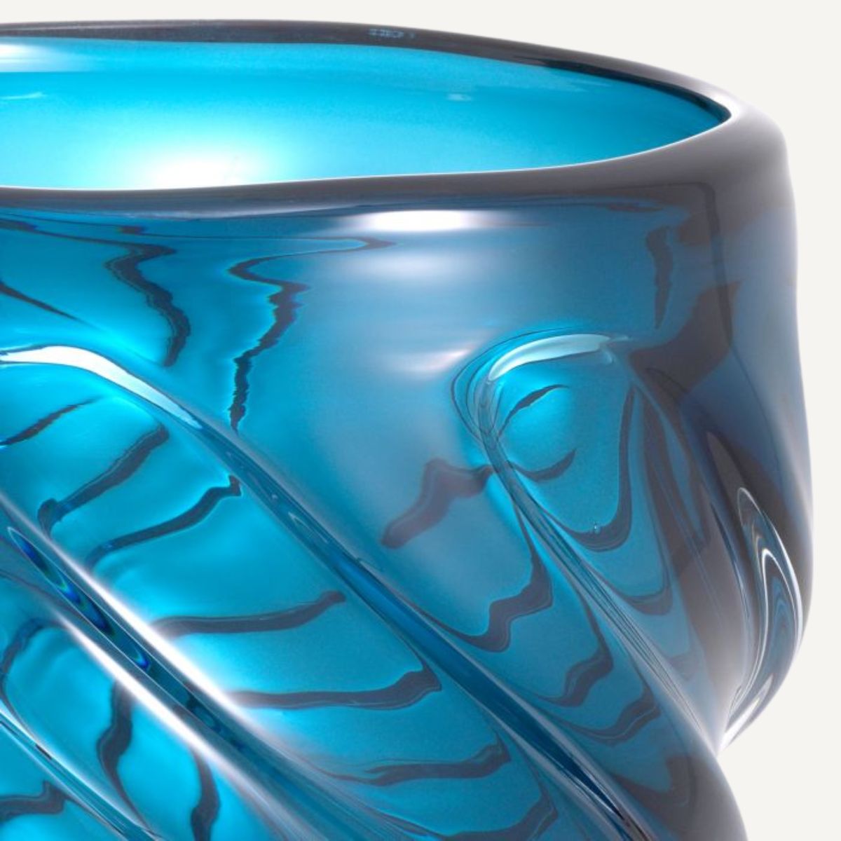 Vase en verre soufflé bleu | Eichholtz Angelito S | REMO-HOME, mobilier et décoration d'intérieur