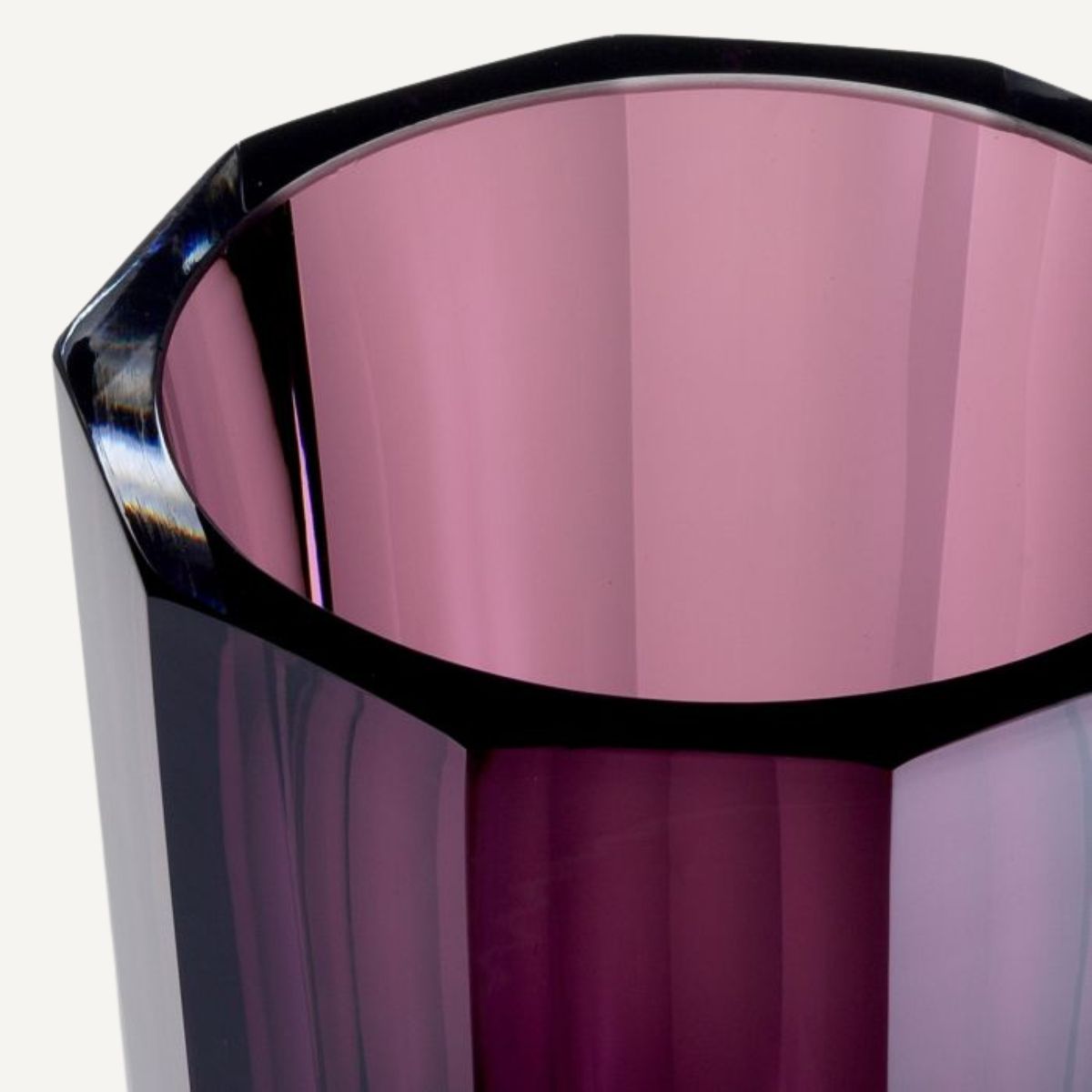 Vase en verre soufflé violet | Eichholtz Chavez S | REMO-HOME, mobilier et décoration d'intérieur