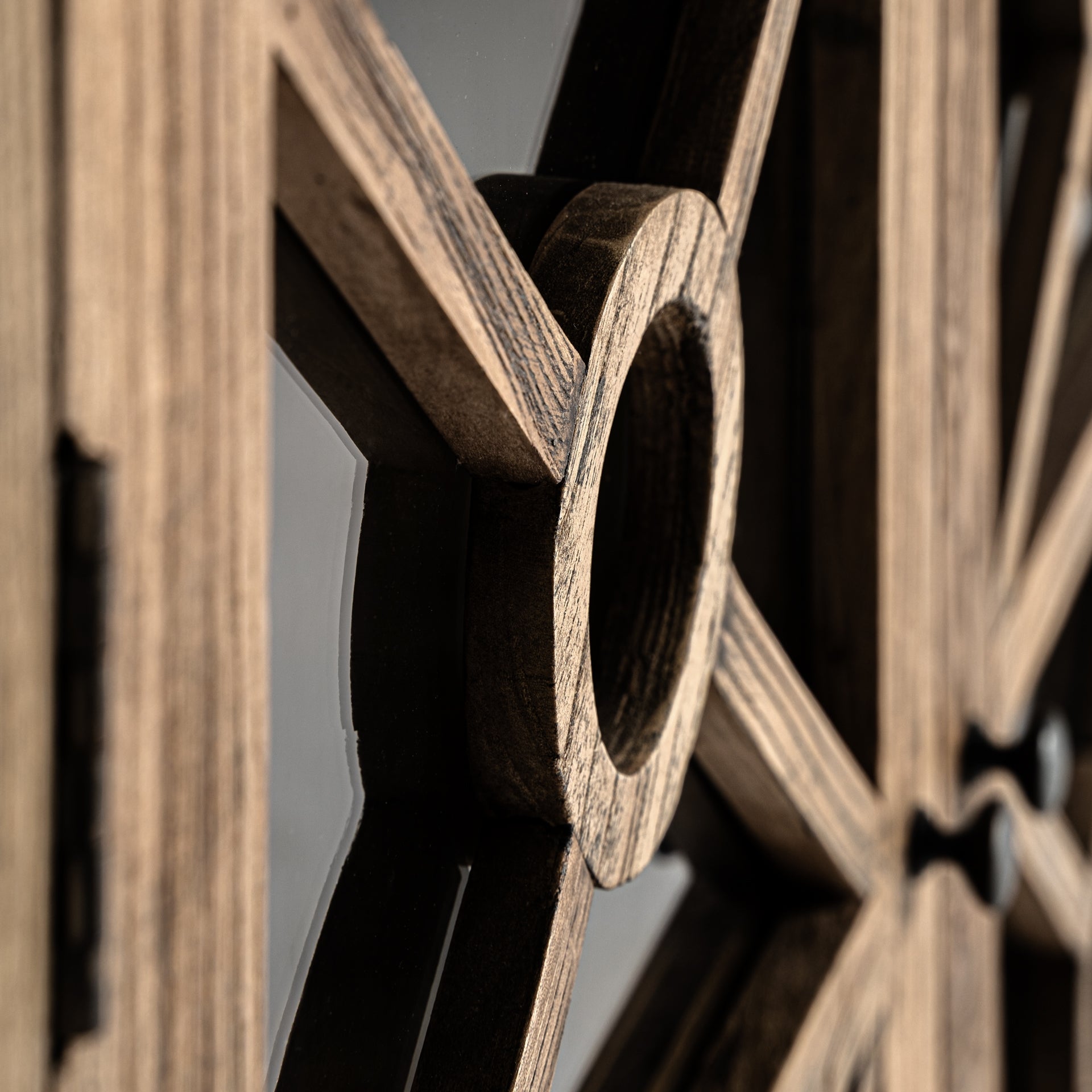 Vitrine haute bois d'orme marron | VICAL Norvik | REMO-HOME, mobilier design et décoration d'intérieur