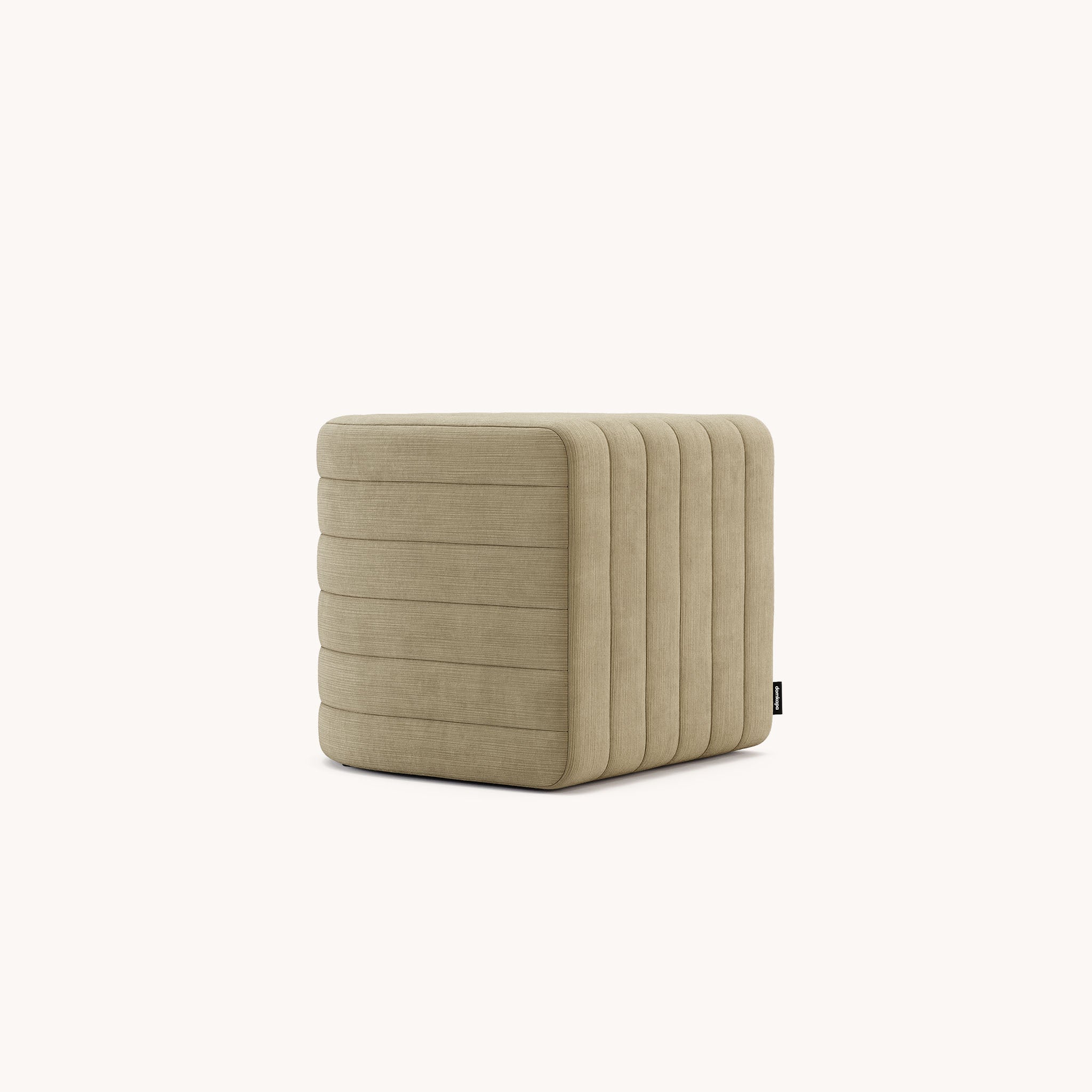 Pouf en velours champagne | Domkapa Zigzag