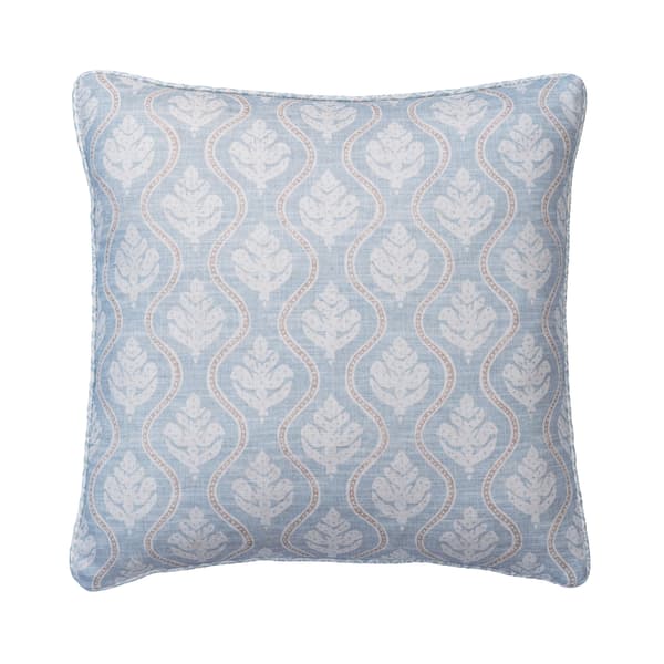 Coussin décoratif Fig Sky Plumes durables | Andrew Martin - vue principale | REMO-HOME