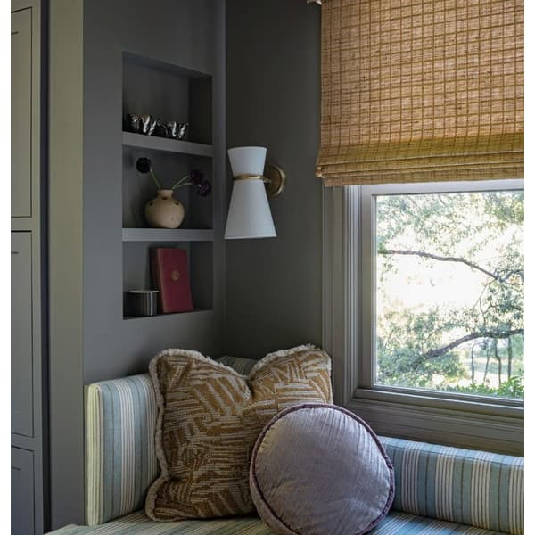 Luminaire Clarkson Pivoting Brass Finition antique | Andrew Martin - vue de détail | REMO-HOME