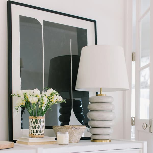 Lampe de table Phoebe White Antique | Andrew Martin - vue de détail | REMO-HOME
