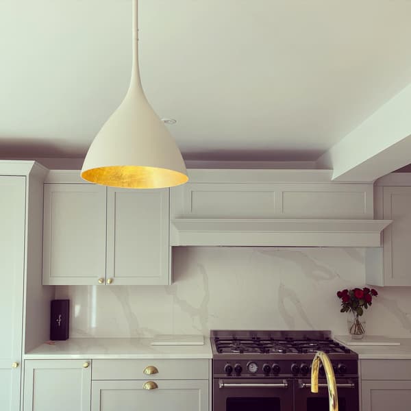 Plafonnier Agnes White | Andrew Martin - vue de détail | REMO-HOME