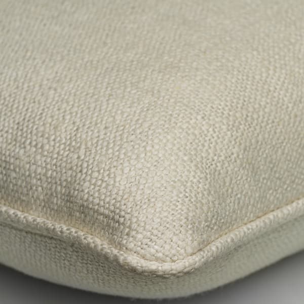 Coussin décoratif Shuttle Ivory Plumes durables | Andrew Martin - vue de détail | REMO-HOME