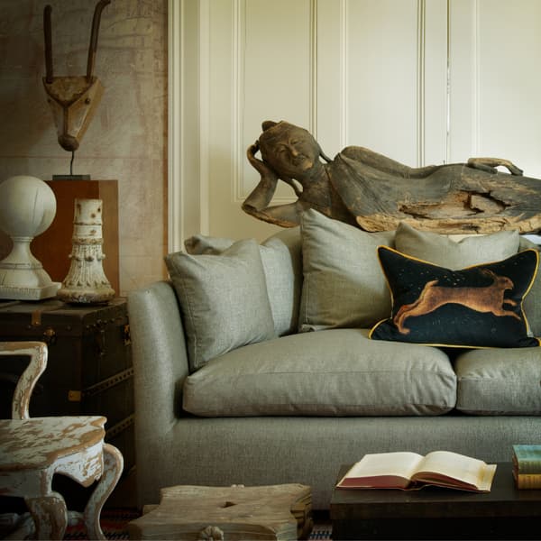 Coussin décoratif Pisanello Hare Plumes durables | Andrew Martin - vue de détail | REMO-HOME
