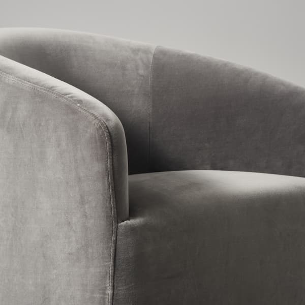 Chaise de salle à manger Alto Velvet Ash | Andrew Martin - vue de détail | REMO-HOME