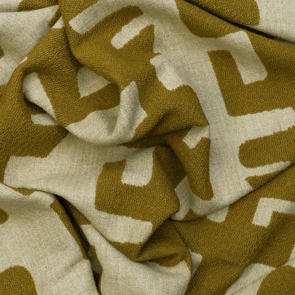 Tissu d'ameublement Peru Olive Cigarette and Match | Andrew Martin - vue de détail | REMO-HOME