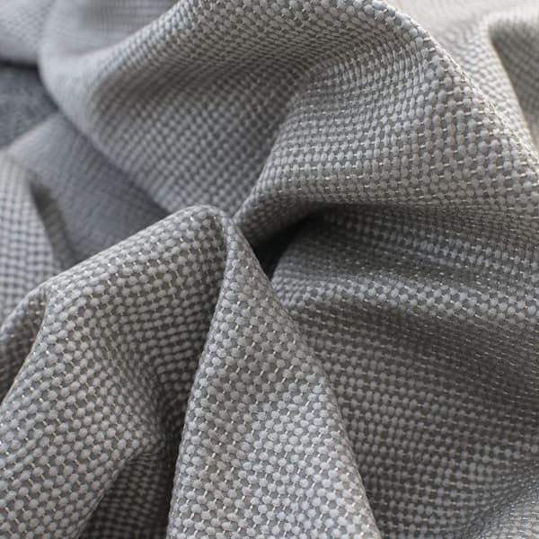 Tissu d'ameublement Madison Silver | Andrew Martin - vue de détail | REMO-HOME