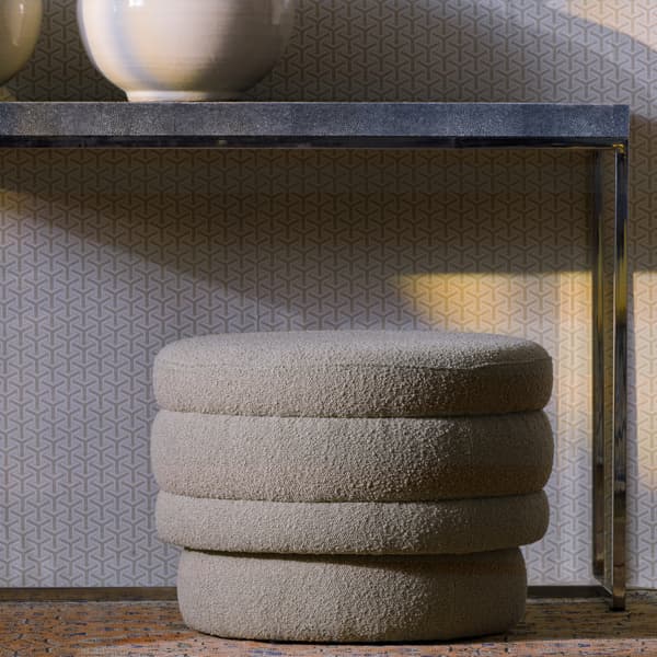 Pouf et tabouret Teddy | Andrew Martin - vue de détail | REMO-HOME