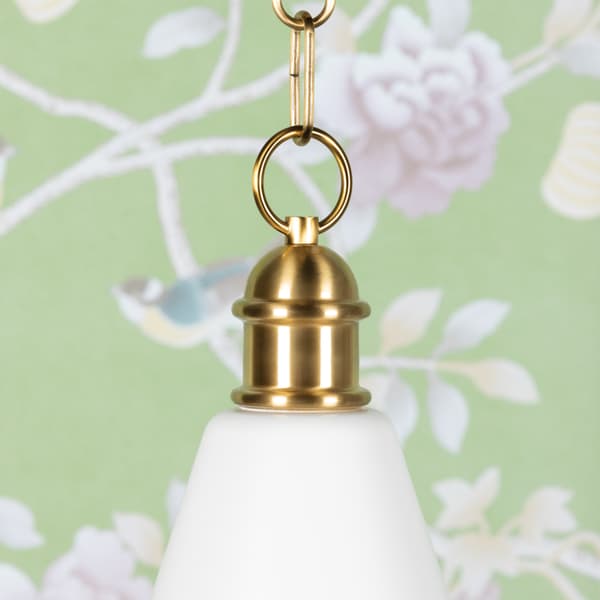 Plafonnier Fenimore Soft White | Andrew Martin - vue de détail | REMO-HOME