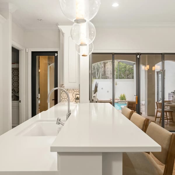 Plafonnier Pietra | Andrew Martin - vue principale | REMO-HOME