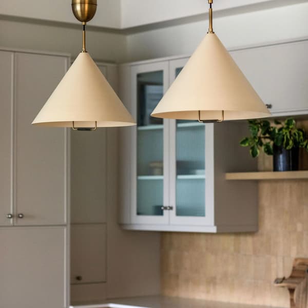 Plafonnier Fontana - Soft Sand | Andrew Martin - vue de détail | REMO-HOME