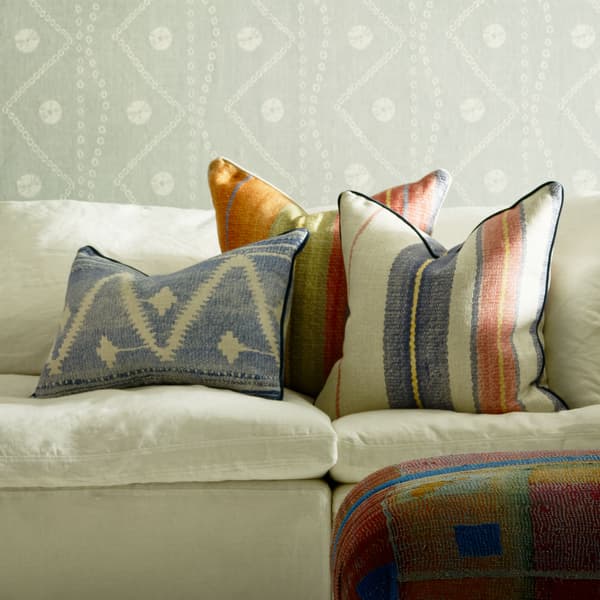Tissu d'ameublement Babylon Denim | Andrew Martin - vue de détail | REMO-HOME