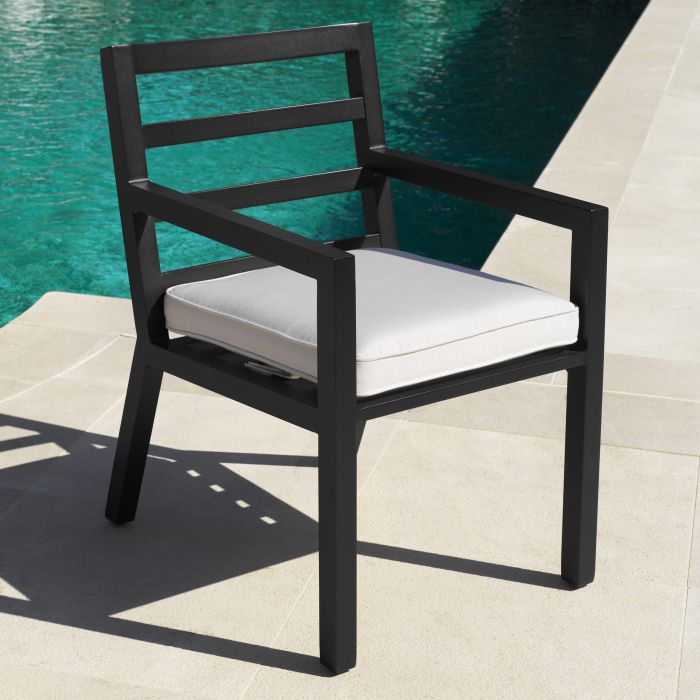 Chaise extérieure en métal noir | Eichholtz Delta