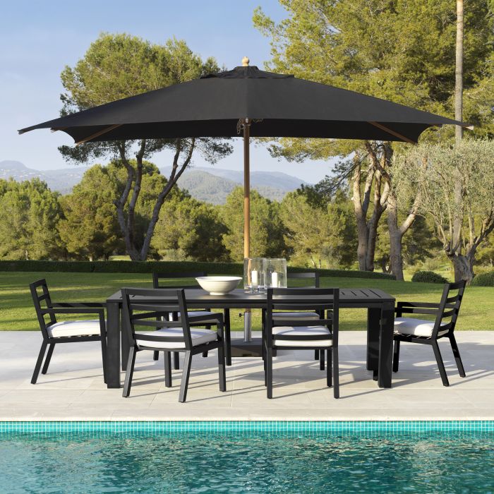 Table extérieure en métal noir | Eichholtz Vistamar
