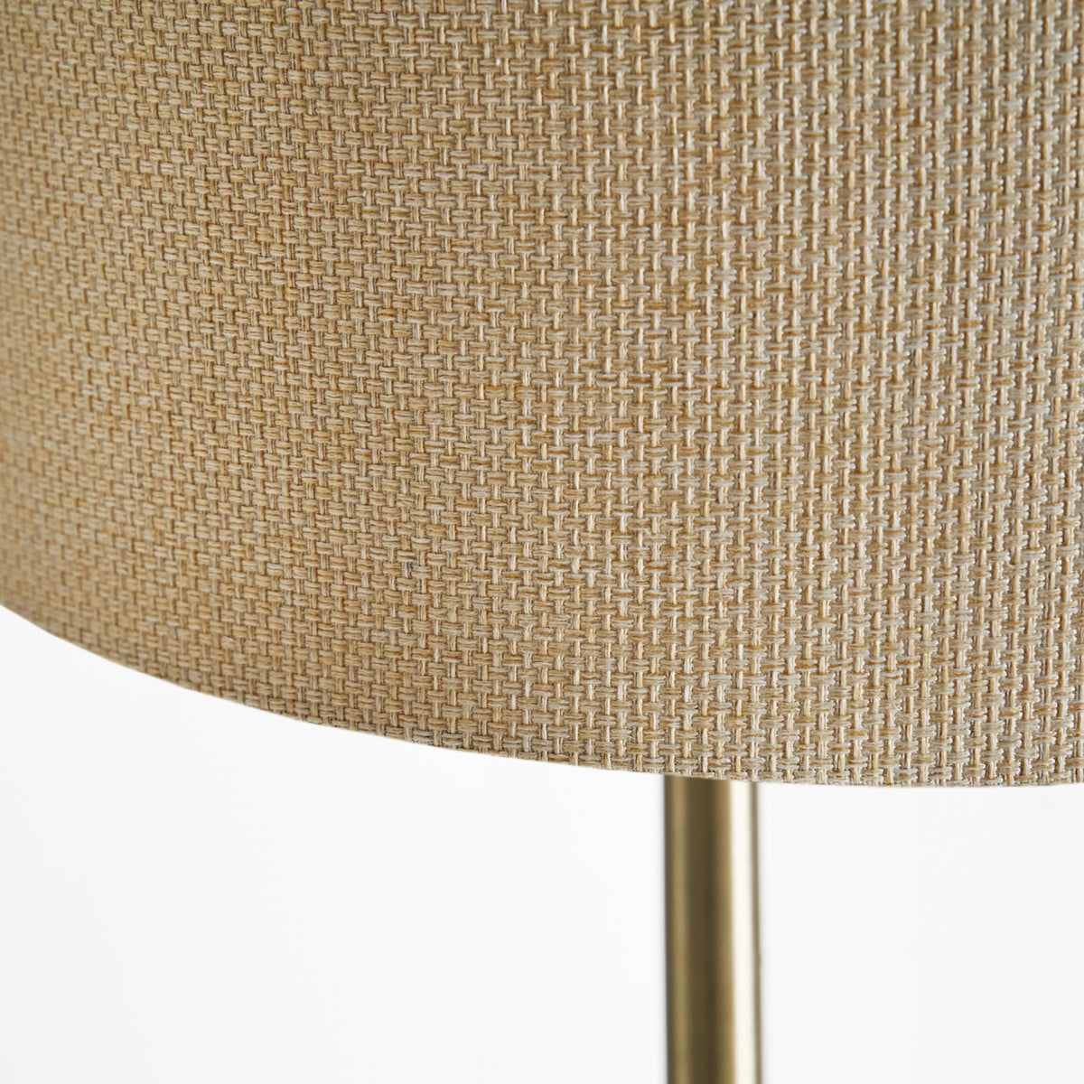 Lampadaire en laiton brossé | Vical Pin | REMO, mobilier et décoration d'intérieur