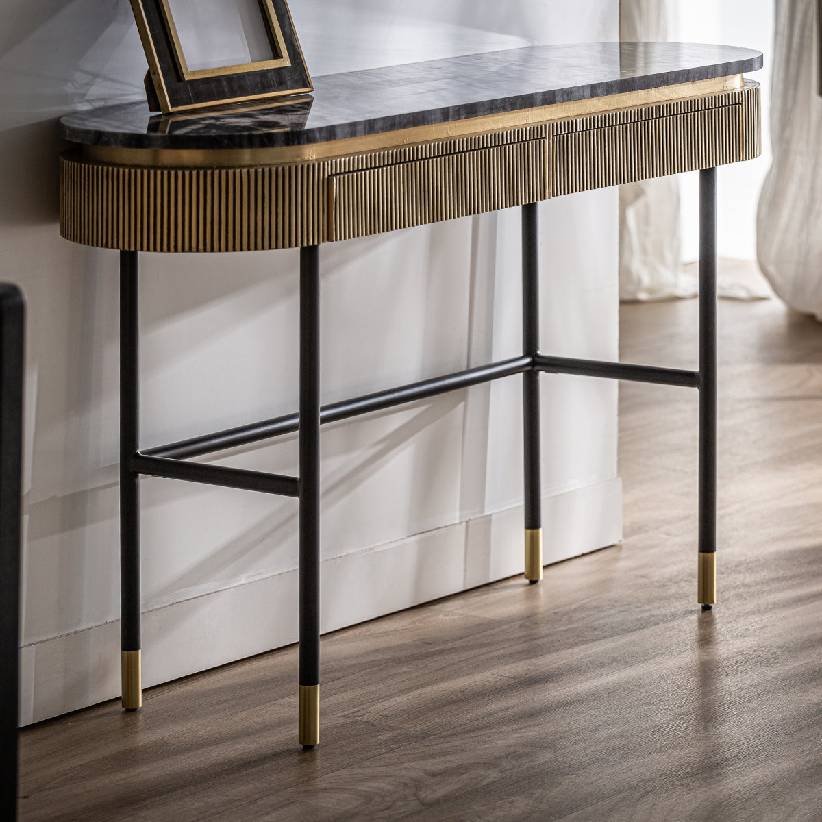 Console en marbre et laiton doré | Vical Valbruna | REMO, mobilier et décoration d'intérieur