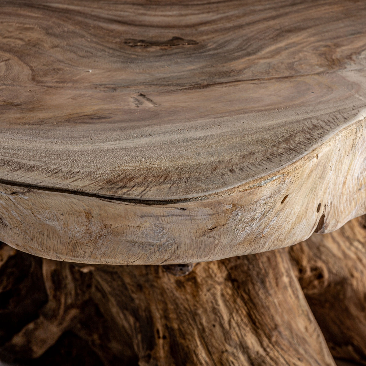 Table basse en bois de suar | VICAL Ahras | REMO, mobilier et décoration d'intérieur