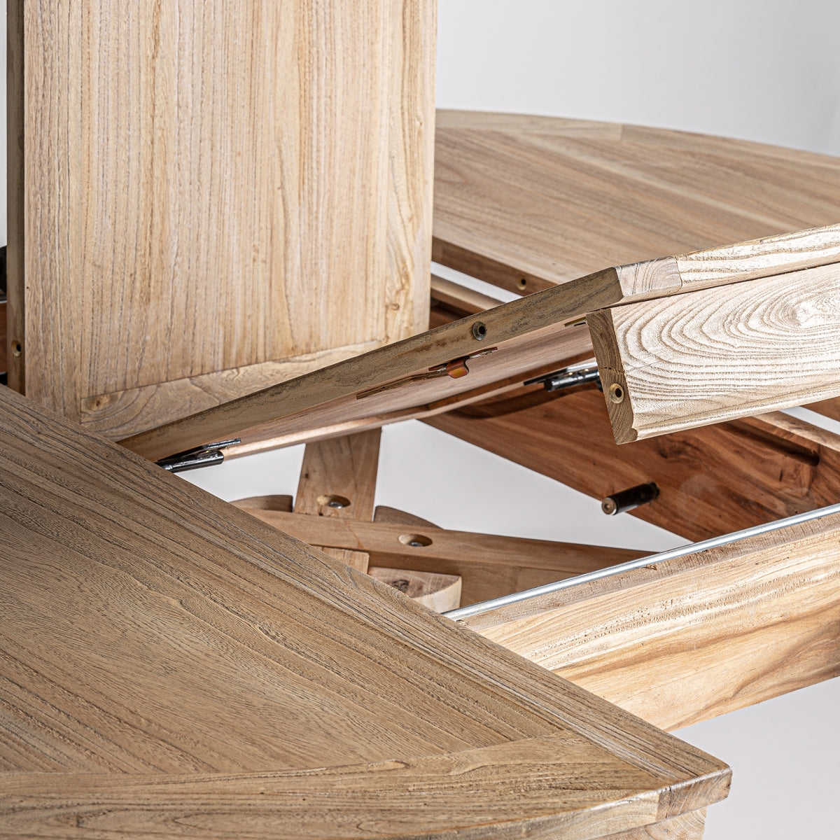 Table de salle à manger extensible en bois d'orme | VICAL Berca | REMO, mobilier et décoration d'intérieur