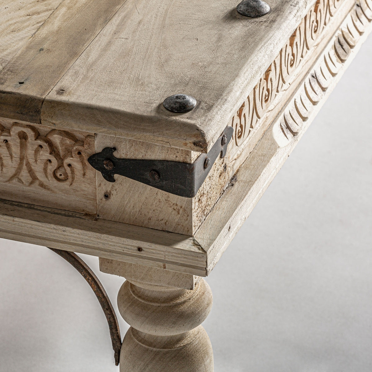 Table basse en manguier clair | VICAL Vouxell | REMO, mobilier et décoration d'intérieur