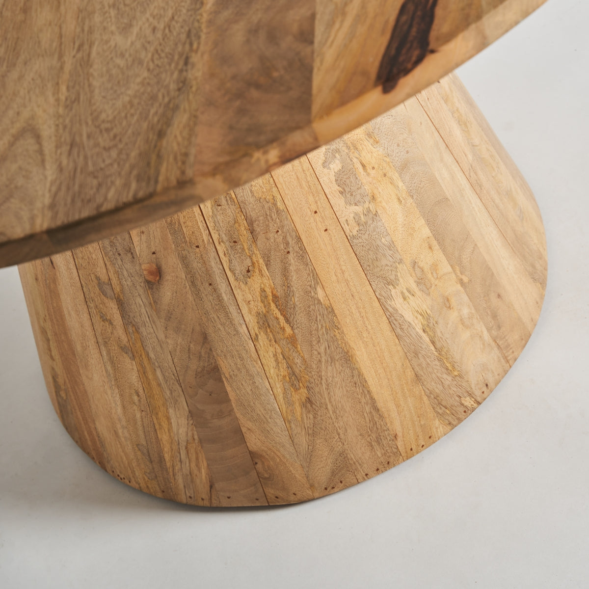 Table de salle à manger ronde en bois de manguier ø 120 cm | VICAL Mersch