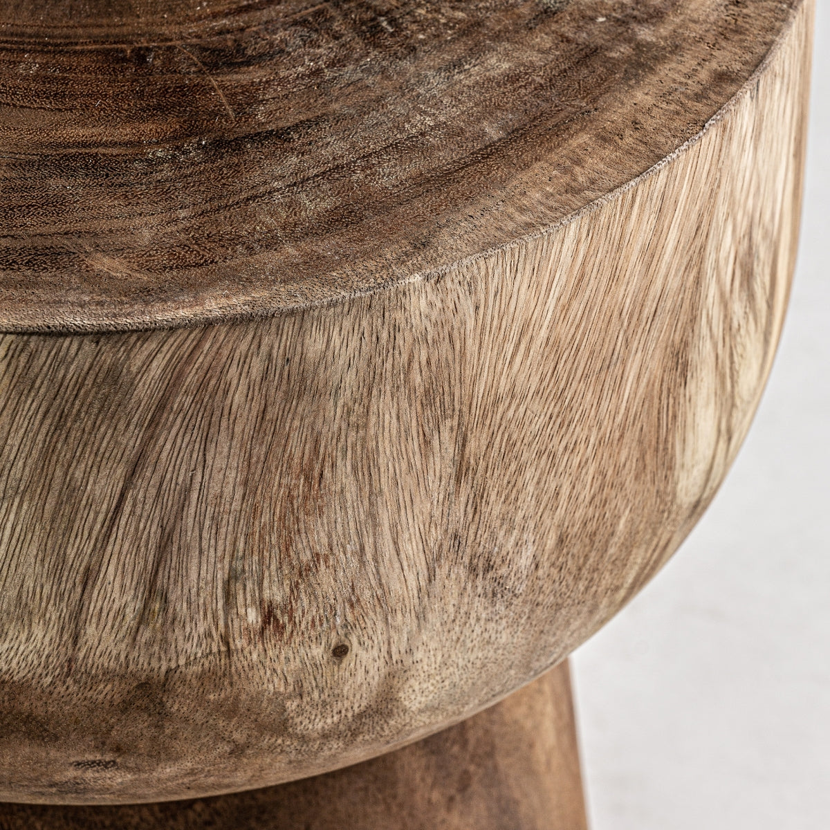 Table d'appoint en bois de suar naturel | VICAL Rimini | REMO, mobilier et décoration d'intérieur