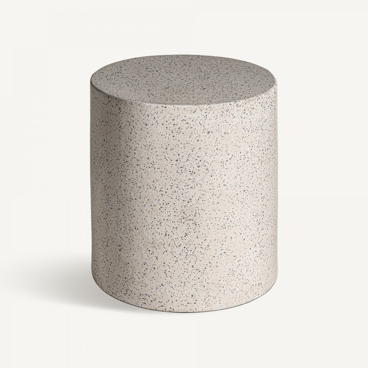 Table d'appoint en terrazzo blanc | VICAL Albenga | REMO, mobilier et décoration d'intérieur