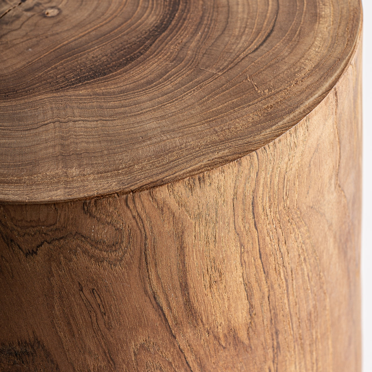 Table d'appoint en bois de suar | VIDAL Terlano | REMO, mobilier et décoration d'intérieur