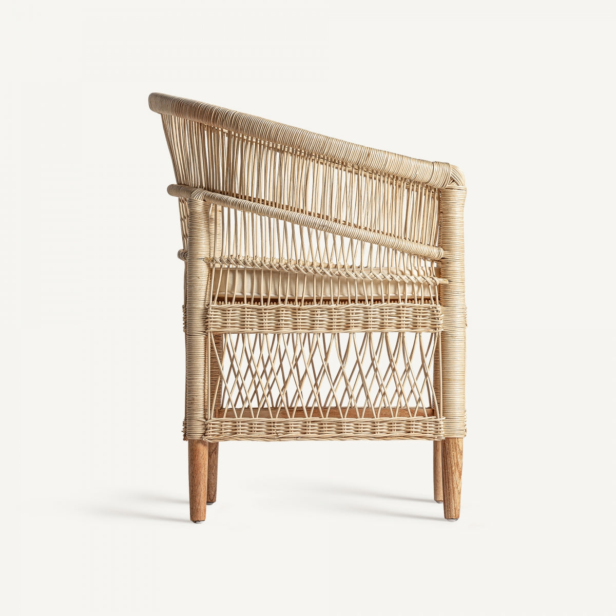 Fauteuil en rotin et bois de mindi | VICAL Elna | REMO, mobilier et décoration d'intérieur