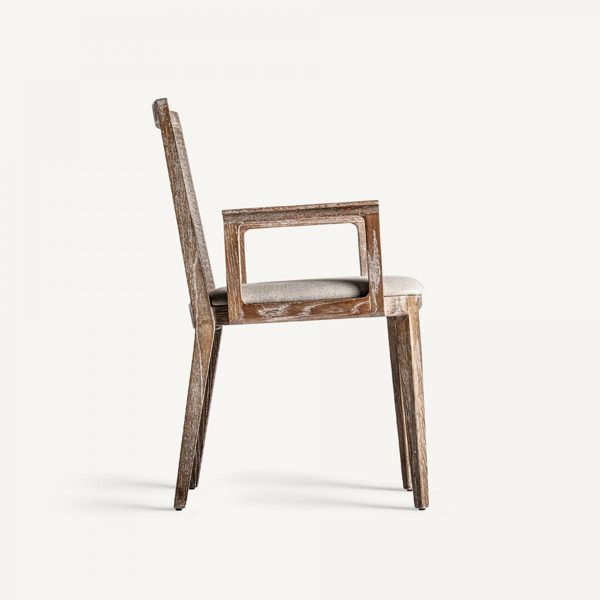 Chaise de salle à manger en bois vieilli en lin | VICAL Mattia | REMO, mobilier et décoration d'intérieur