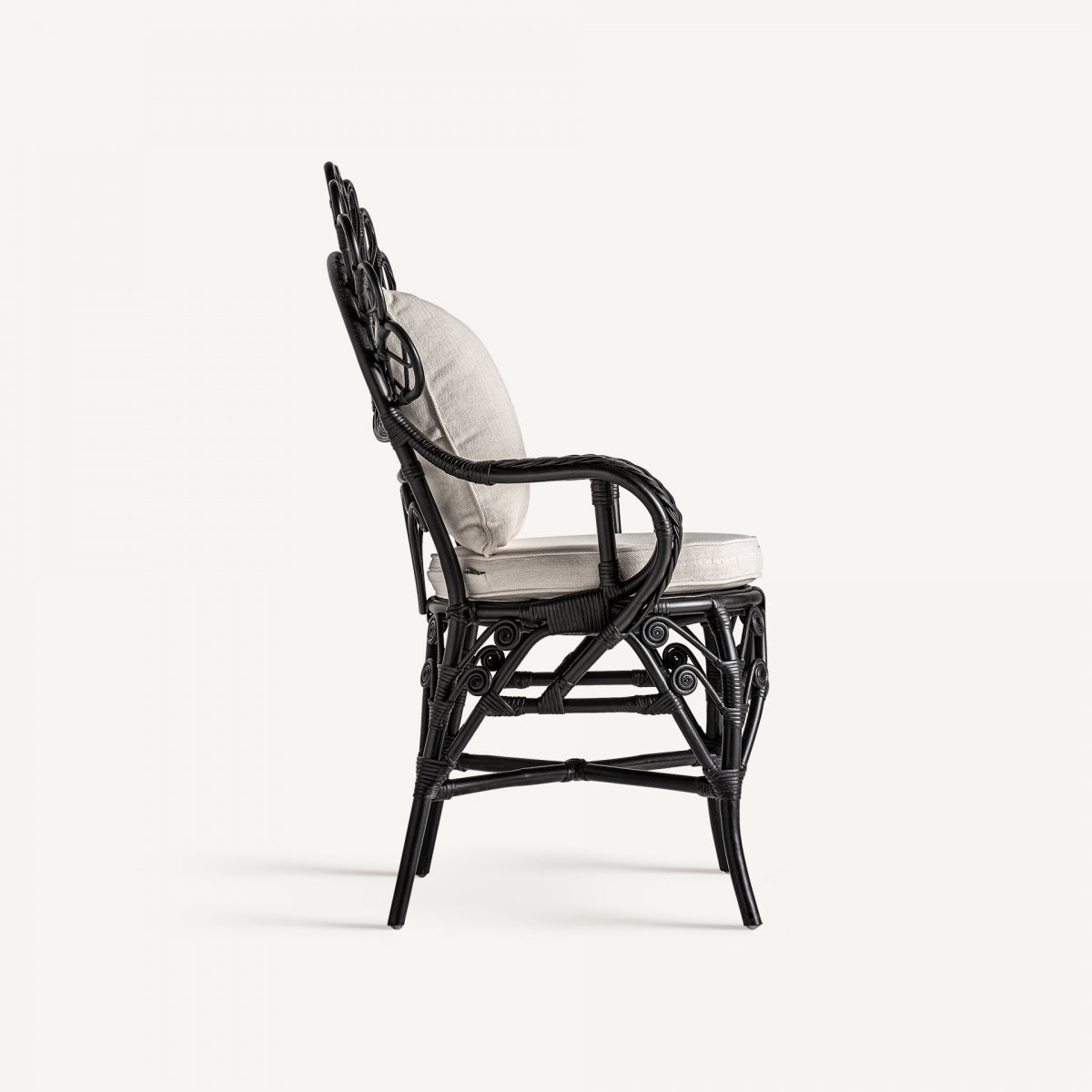 Chaise de salle à manger en rotin noir | VICAL Nulvi | REMO, mobilier et décoration d'intérieur