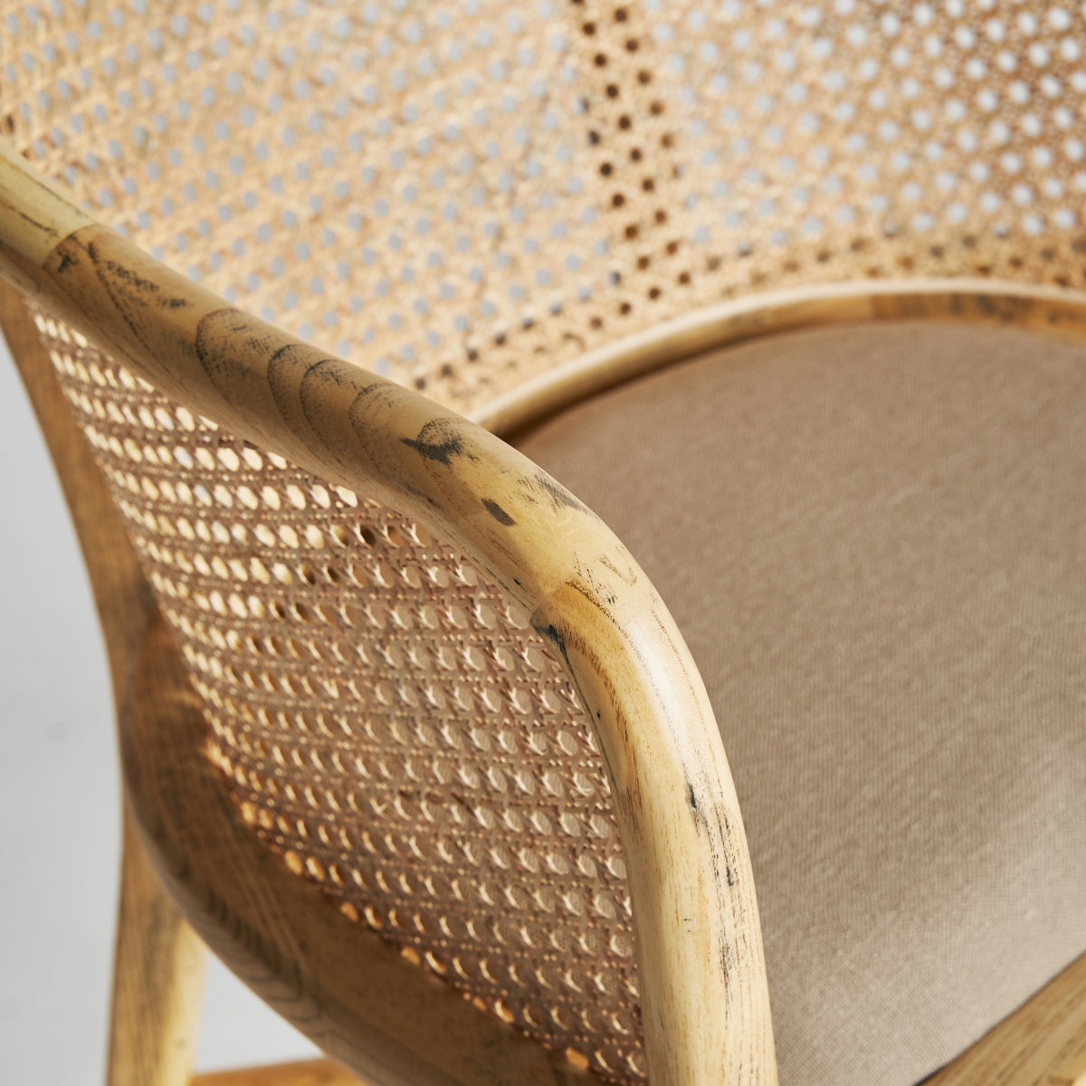 Fauteuil en bois de bouleau marron | VICAL Nuchis | REMO, mobilier et décoration d'intérieur