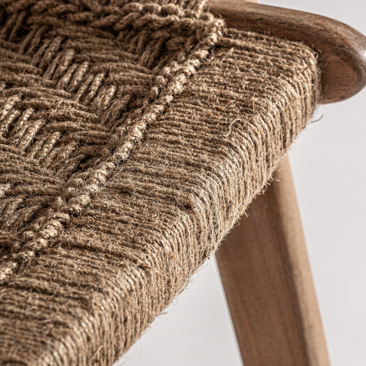 Chaise de salle à manger en jute et bois de manguier | VICAL Crinan | REMO, mobilier et décoration d'intérieur