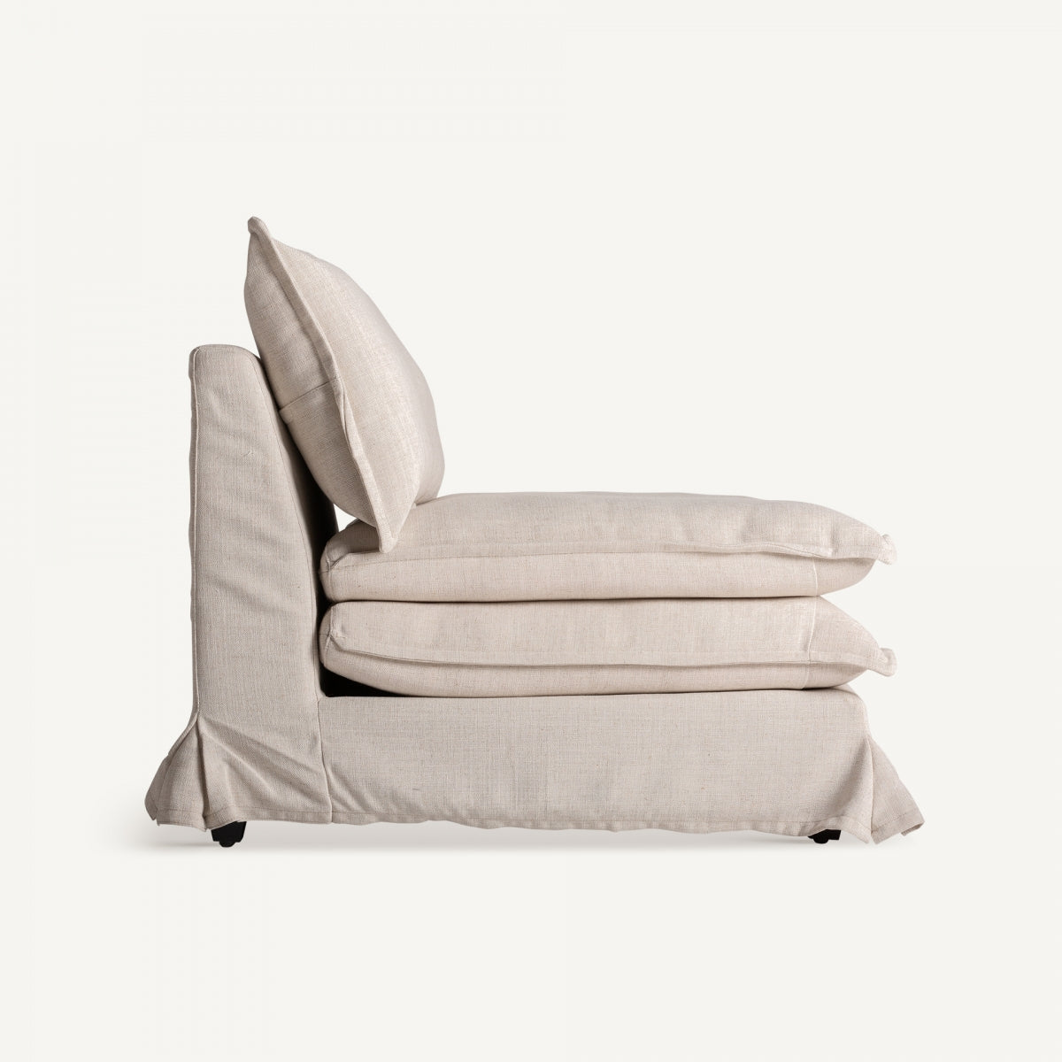 Fauteuil en tissu blanc cassé | VICAL Ospizio | REMO, mobilier et décoration d'intérieur