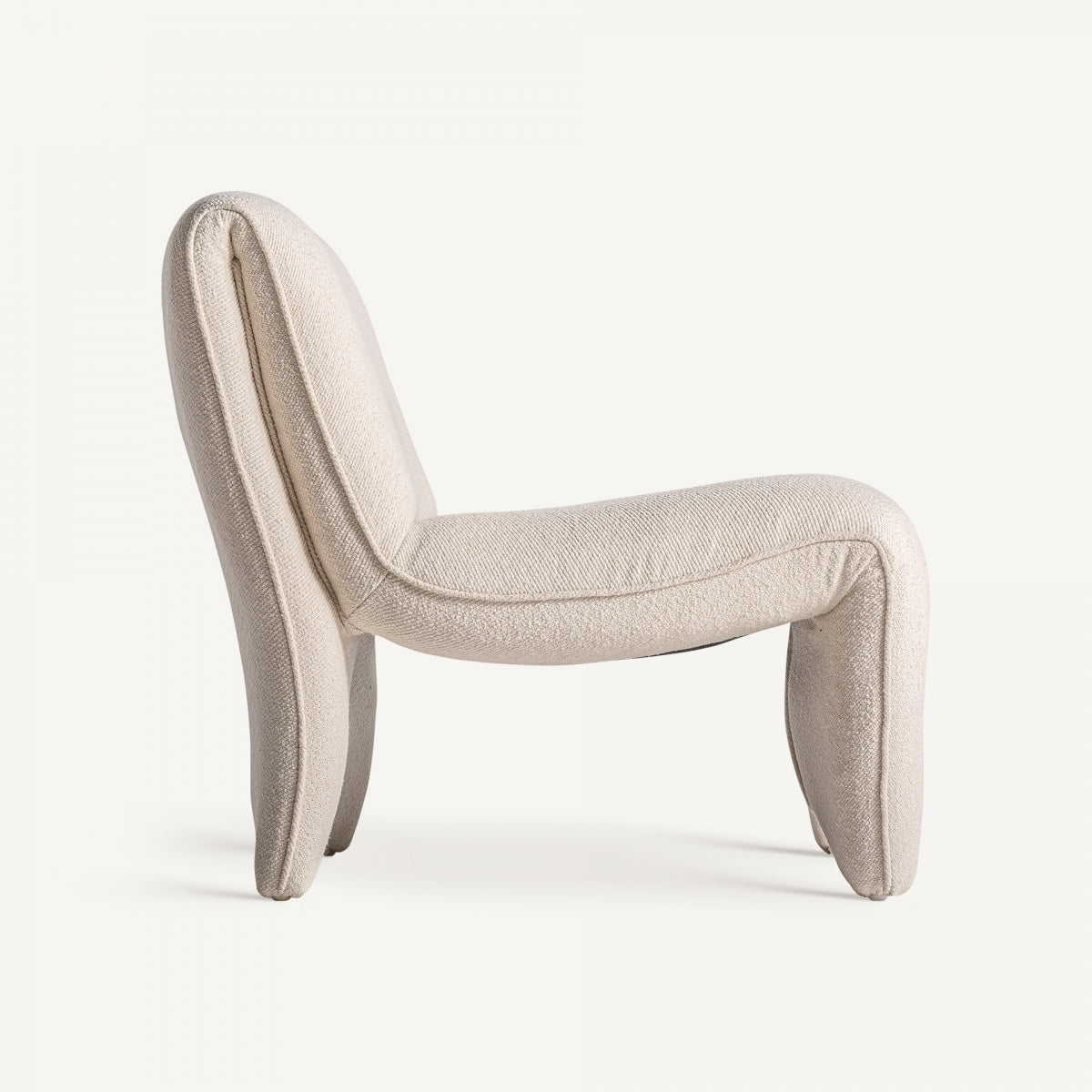 Fauteuil en tissu blanc cassé | VICAL Asberg | REMO, mobilier et décoration d'intérieur