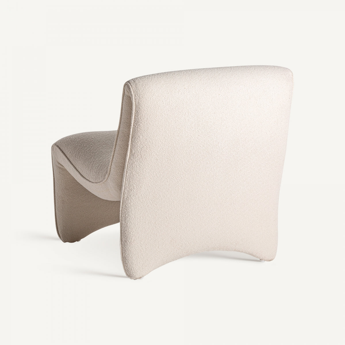 Fauteuil en tissu blanc cassé | VICAL Asberg | REMO, mobilier et décoration d'intérieur