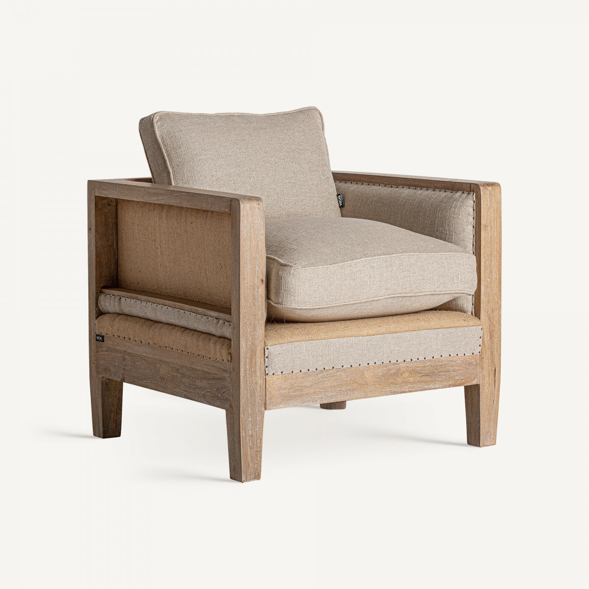 Fauteuil en tissu blanc cassé | VICAL Grube | REMO, mobilier et décoration d'intérieur