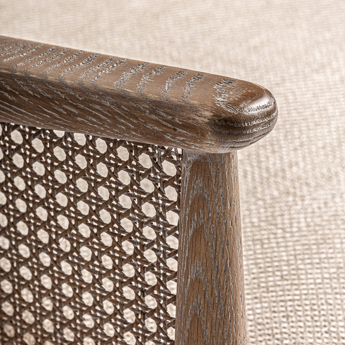 Fauteuil en tissu sable | VICAL Bolzano | REMO, mobilier et décoration d'intérieur