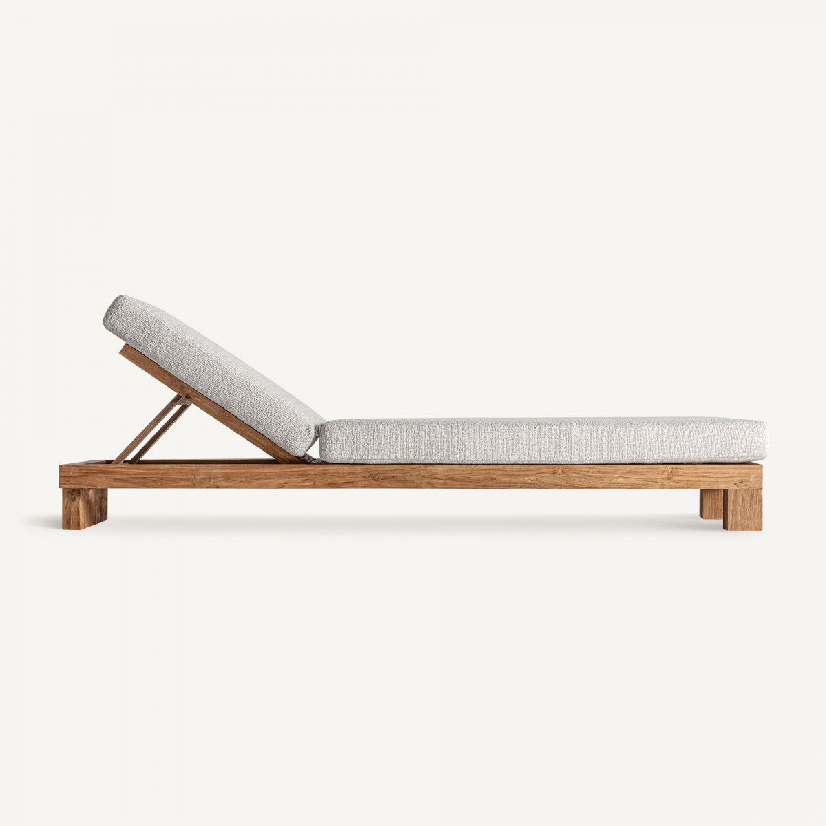 Chaise longue en tissu blanc cassé | VICAL Trena | REMO, mobilier et décoration d'intérieur