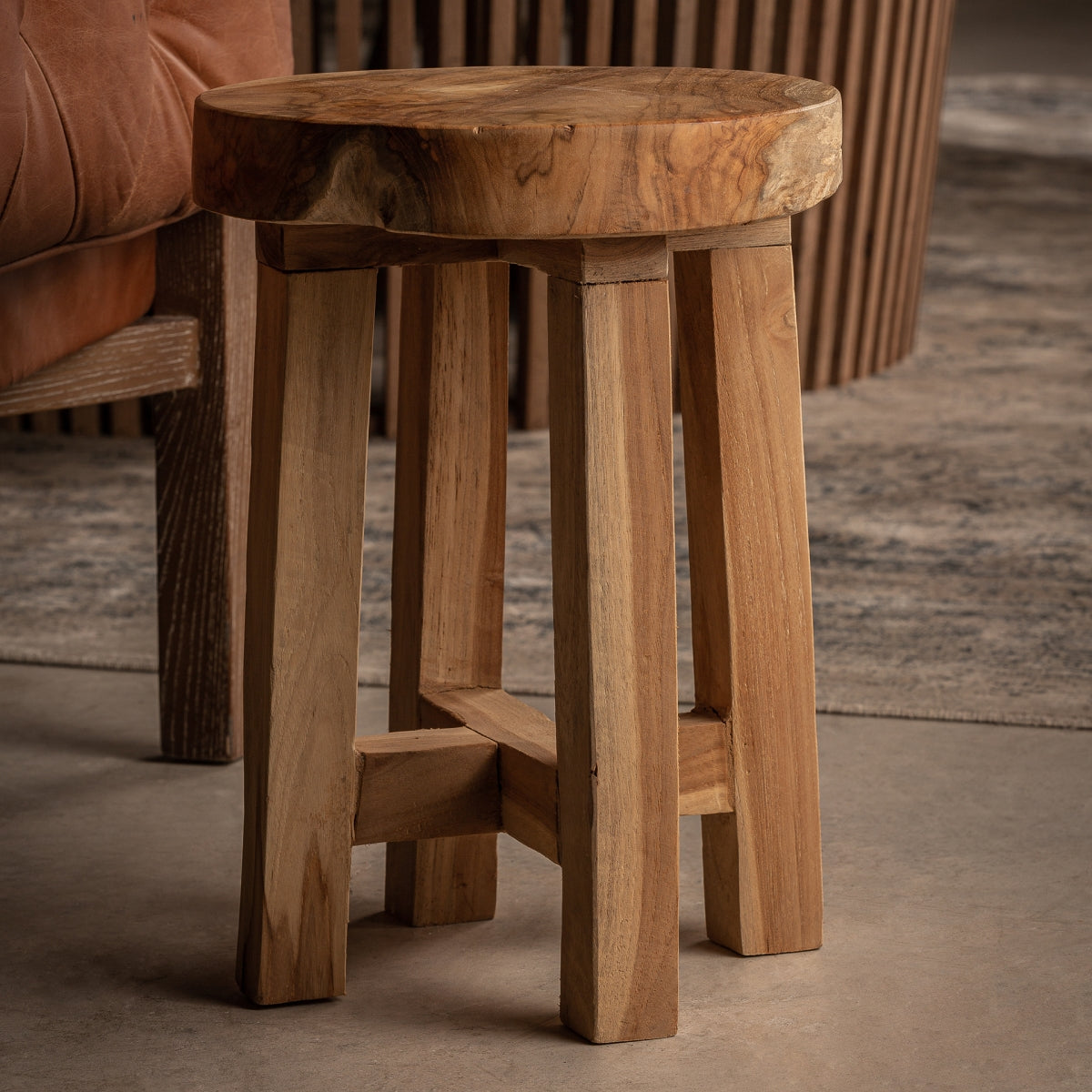 Tabouret en bois tropical | Vical Kose | REMO, mobilier et décoration d'intérieur