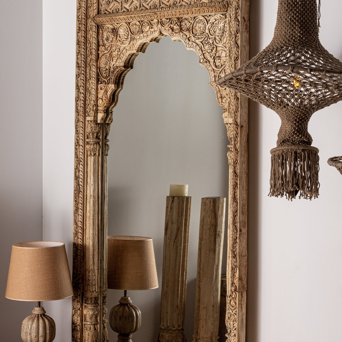 Miroir en bois de teck sculpté | Vical Argeen | REMO, mobilier et décoration d'intérieur