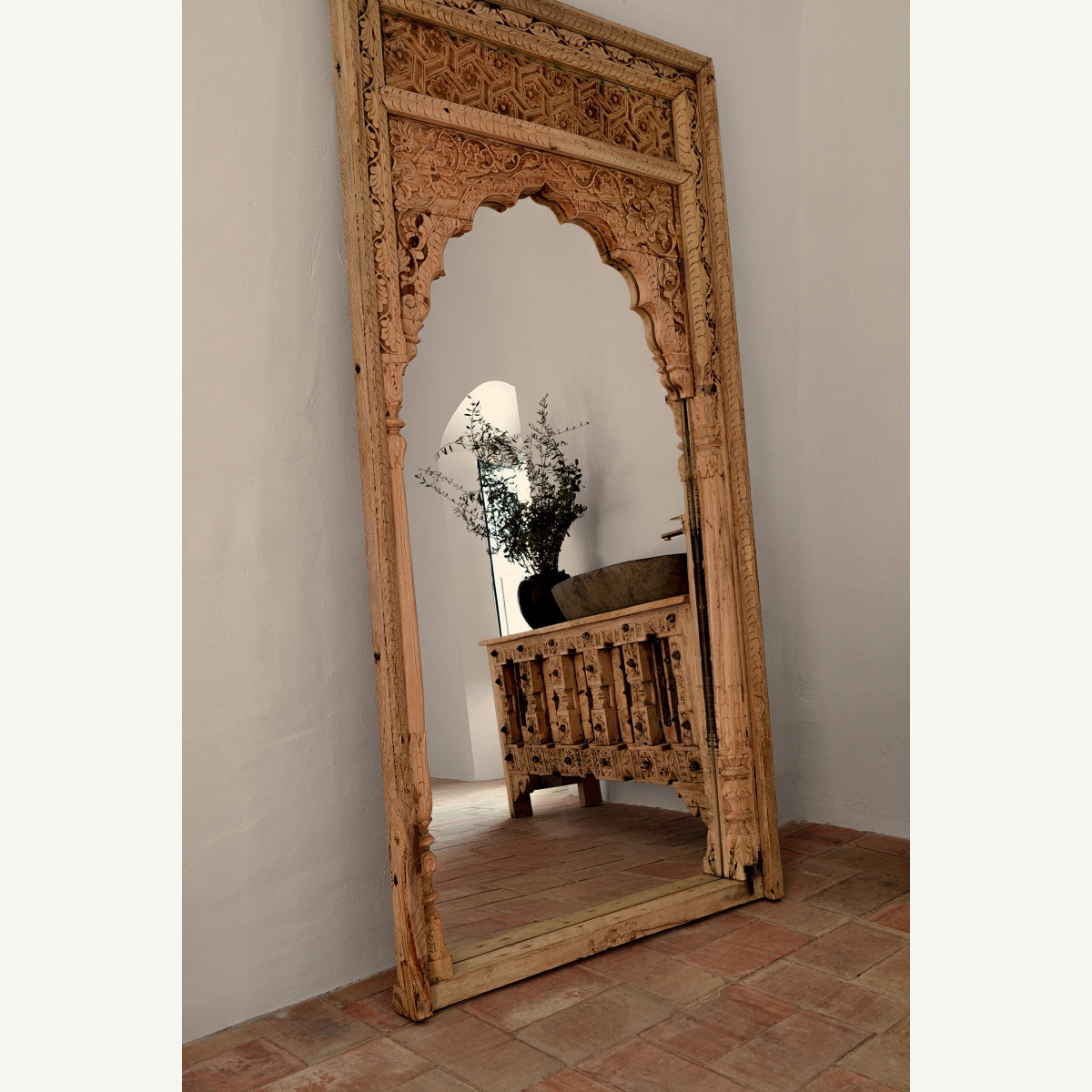 Miroir en bois de teck sculpté | Vical Argeen | REMO, mobilier et décoration d'intérieur