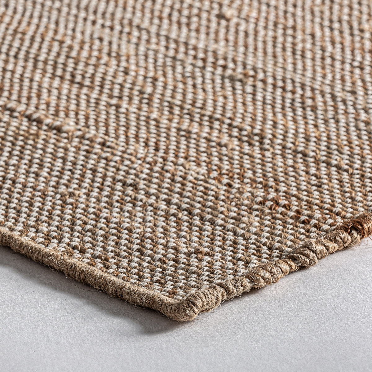 Tapis en jute marron 200 x 300 cm | Vical Zalika | REMO, mobilier et décoration d'intérieur