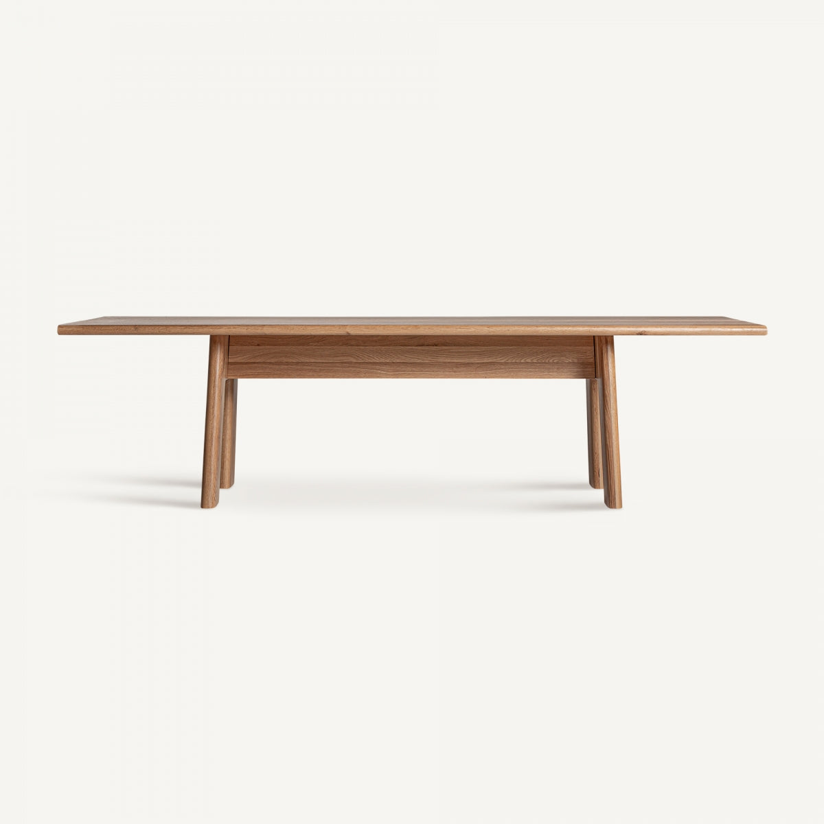 Table de salle à manger en chême marron | Vical Nara | REMO, mobilier et décoration d'intérieur